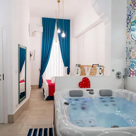 Palazzo Nicolaus Del Borgo Antico Bed and Breakfast Μπάρι