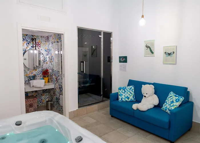Oda ve Kahvaltı Palazzo Nicolaus Del Borgo Antico 4*