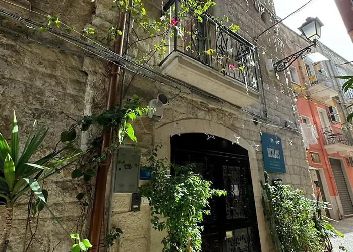 Oda ve Kahvaltı Palazzo Nicolaus Del Borgo Antico 4*